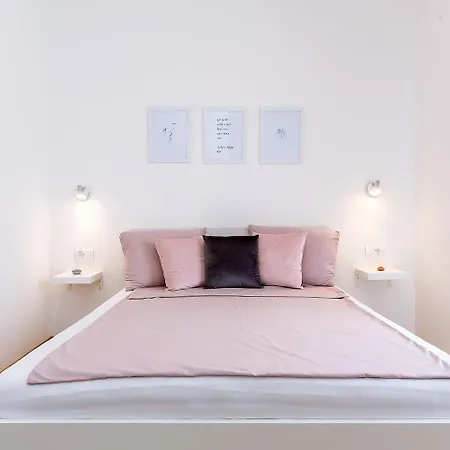 别墅 Aria - Family Friendly In For 6 People With Private Swimming Pool 普拉